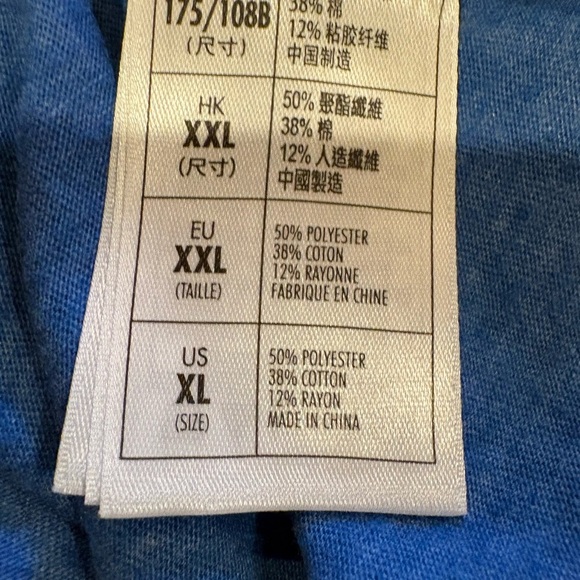 Authentic Disney Parks women's blue V-neck Mickey Mouse t-shirt size XL NWT - Picture 4 of 9